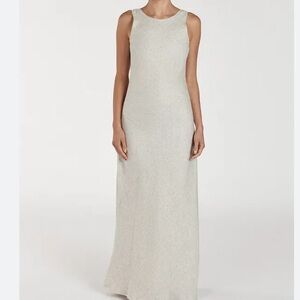 DISSH Lyra natural Maxi Dress - Elegant Minimal Silhouette